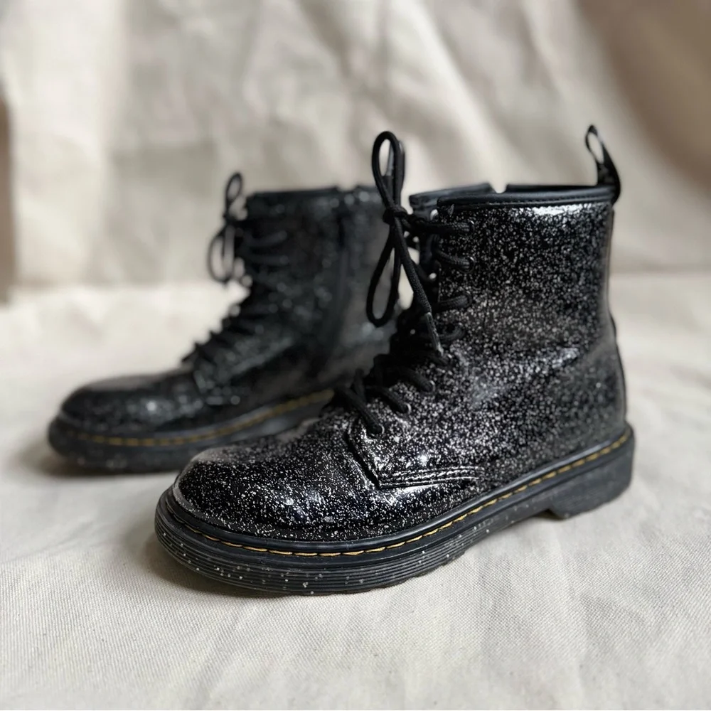 Dr. Martens Junior 1460 Boots in Black Cosmic Glitter Patent Leather